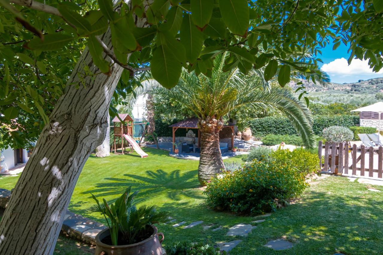 Alia Stone Villa-Ideal For Families-Heated Pool Nohia エクステリア 写真